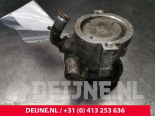 Gebruikte Pomp Servo Iveco New Daily Prijs € 72,60 Inclusief btw aangeboden door van Deijne Onderdelen Uden B.V.