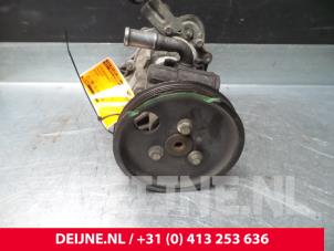 Peugeot Boxer Lenkkraftverstärker Pumpe O54447 foto 3