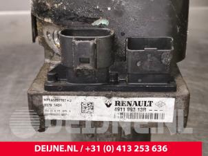Pomp Servo van een Renault Laguna 2011