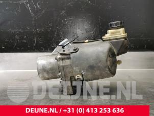 Pomp Servo van een Renault Laguna 2011