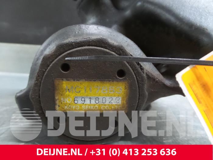 Gebruikte Servopomp Mitsubishi Canter Prijs € 90,75 Inclusief btw aangeboden door van Deijne Onderdelen Uden B.V.