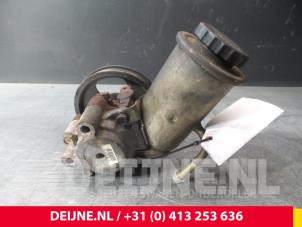 Toyota Hiace Lenkkraftverstärker Pumpe O54493 foto 2