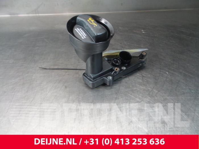 Volkswagen Crafter Oil fill pipe O54496