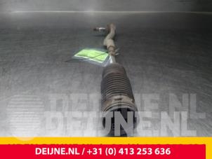 Mercedes Vito Spurstange links O54509 foto 2