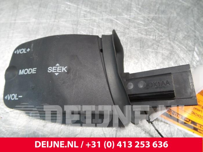 Ford Transit Connect Radio Fernbedienung O54762