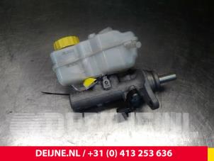 Audi A1 Master cylinder O55626 photo 2