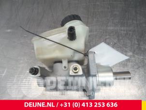 Gebruikte Hoofdremcilinder BMW 3-Serie Prijs € 15,00 Margeregeling aangeboden door van Deijne Onderdelen Uden B.V.
