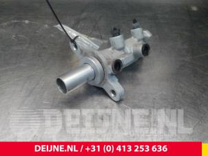 Gebruikte Hoofdremcilinder Ford Transit Custom Prijs € 18,15 Inclusief btw aangeboden door van Deijne Onderdelen Uden B.V.