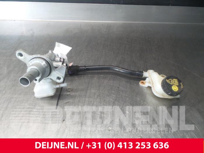 Ford Fiesta Hauptbremszylinder O55661