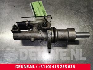Gebruikte Hoofdremcilinder Mercedes Vito Prijs € 12,10 Inclusief btw aangeboden door van Deijne Onderdelen Uden B.V.