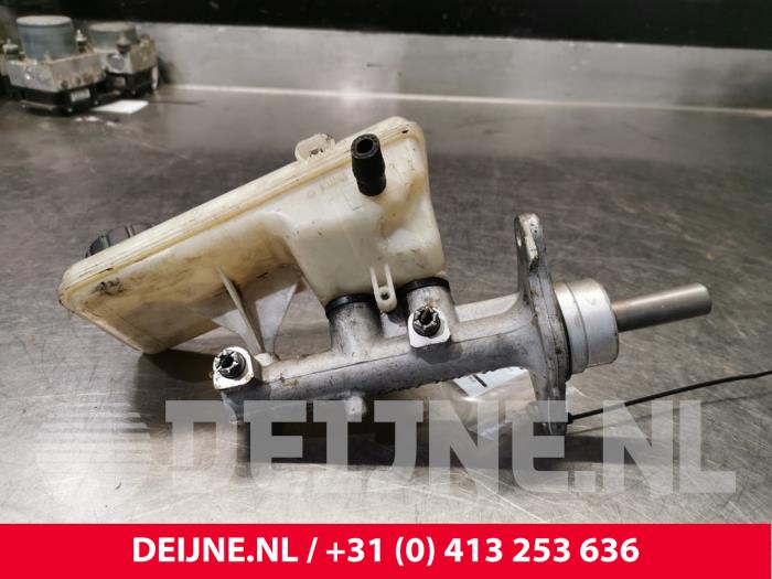 Opel Vivaro Hauptbremszylinder O55729