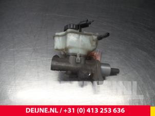 Volkswagen Caddy Master cylinder O55789 photo 2