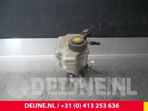 Volkswagen Caddy Hoofdremcilinder O55795 foto 4