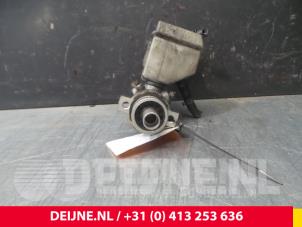 Nissan Kubistar Hoofdremcilinder O55829 foto 3