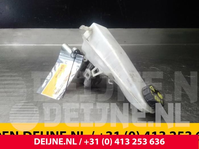 Peugeot Expert Hauptbremszylinder O55888