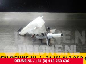Peugeot Expert Master cylinder O55888 photo 2