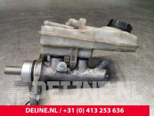 Renault Megane Hoofdremcilinder O55891 foto 4