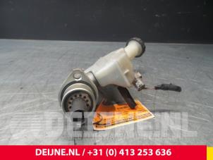 Renault Modus Hoofdremcilinder O55905 foto 2