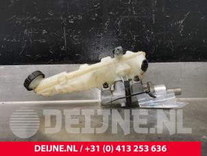Renault Clio Master cylinder O55910 photo 2