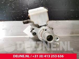Renault Kangoo Master cylinder O55920 photo 3