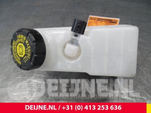 Renault Clio Master cylinder O55923 photo 2