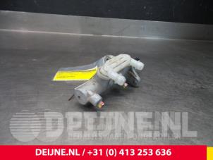 Gebruikte Hoofdremcilinder Toyota Dyna 100/150 3.0D-4D 16V Prijs € 90,75 Inclusief btw aangeboden door van Deijne Onderdelen Uden B.V.