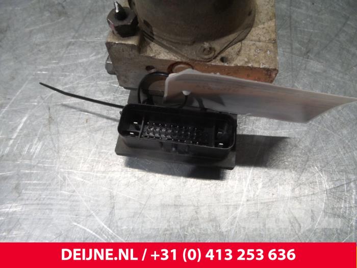 Ford Transit ABS pump O56020