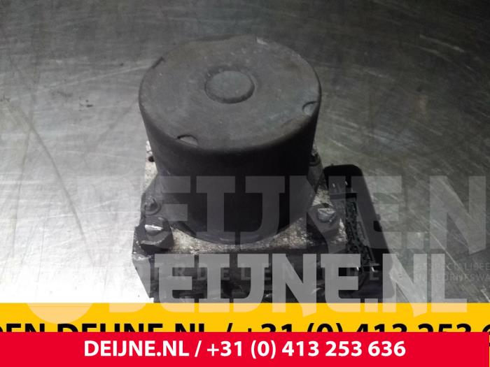 Ford Transit ABS pump O56031