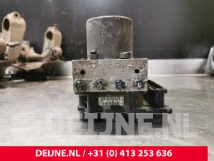 Gebruikte ABS Pomp Ford Transit Prijs € 36,30 Inclusief btw aangeboden door van Deijne Onderdelen Uden B.V.