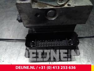 Ford Transit ABS pump O56052 photo 3