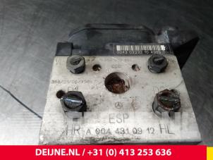Mercedes Vaneo ABS Pumpe O56084 foto 3