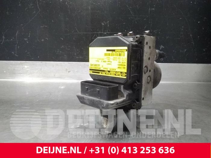 Mercedes Vito ABS Pumpe O56113