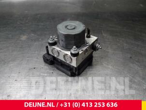 Mercedes Citan ABS Pomp O56139 foto 2
