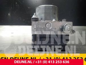 Mercedes Citan ABS Pomp O56140 foto 4