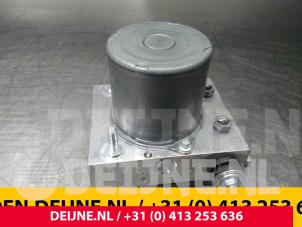 Mercedes Vito ABS Pomp O56145 foto 4