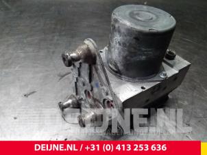 Mercedes Sprinter ABS pump O56157 photo 3