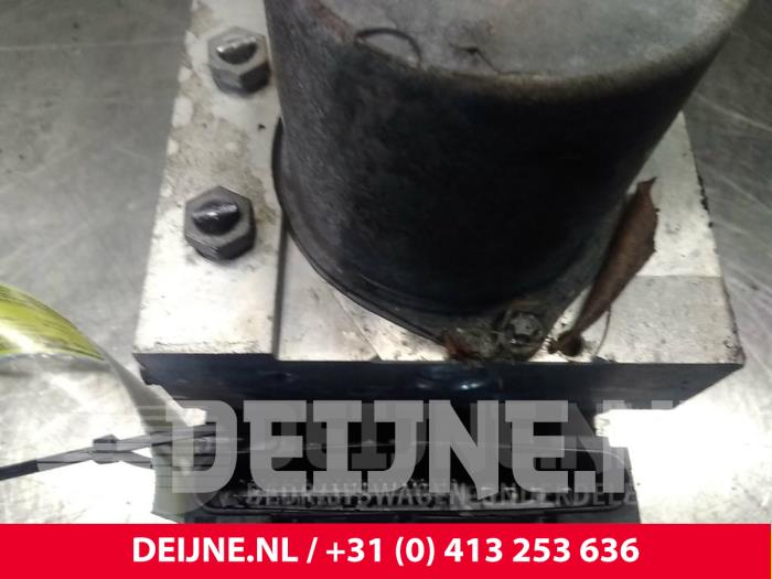 Mercedes Sprinter ABS Pomp O56159