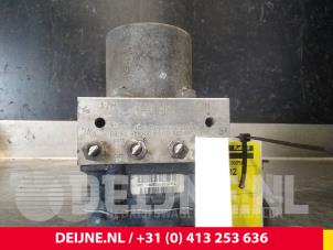 Mercedes Sprinter ABS Pumpe O56159 foto 4
