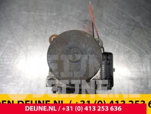 Opel Vivaro ABS Pumpe O56189 foto 4