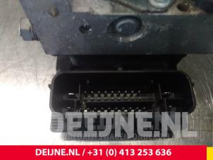 Opel Movano ABS Pomp O56246 foto 3