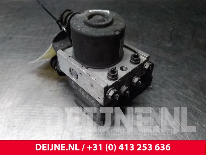 Volkswagen Caddy ABS Pomp O56333