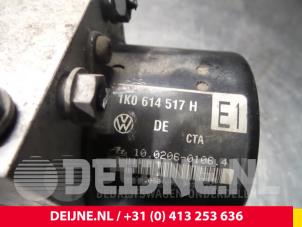 Volkswagen Caddy ABS Pumpe O56342 foto 3
