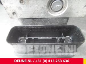 Volkswagen Caddy ABS pump O56359 photo 3