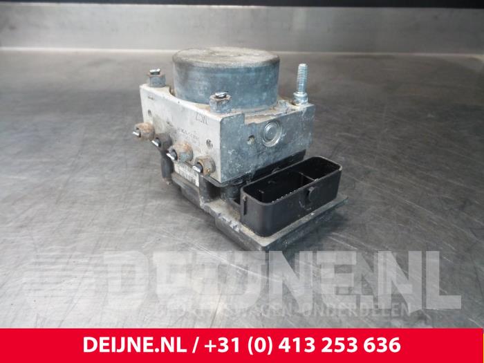 Gebruikte ABS Pomp Fiat Fiorino (225) 1.3 JTD 16V Multijet Prijs € 72,60 Inclusief btw aangeboden door van Deijne Onderdelen Uden B.V.
