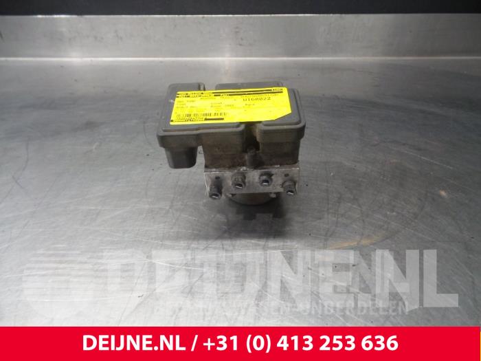 Gebruikte ABS Pomp Fiat Doblo Prijs € 121,00 Inclusief btw aangeboden door van Deijne Onderdelen Uden B.V.