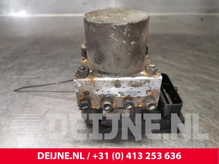 Gebruikte ABS Pomp Fiat Scudo Prijs € 18,15 Inclusief btw aangeboden door van Deijne Onderdelen Uden B.V.