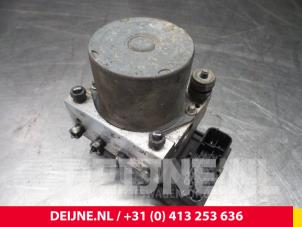 Gebruikte ABS Pomp Nissan NV 200 (M20M) 1.5 dCi 86 Prijs € 121,00 Inclusief btw aangeboden door van Deijne Onderdelen Uden B.V.