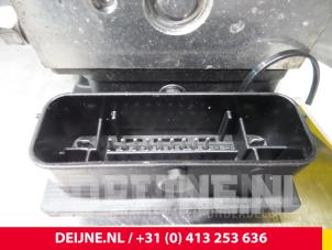 Citroen Jumper ABS Pomp O56569 foto 3