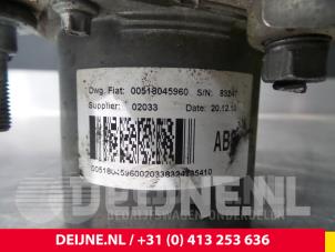 Citroen Jumper ABS Pomp O56569 foto 4