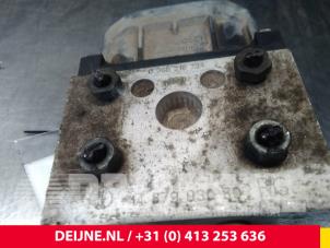 Citroen Jumpy ABS pump O56573 photo 4